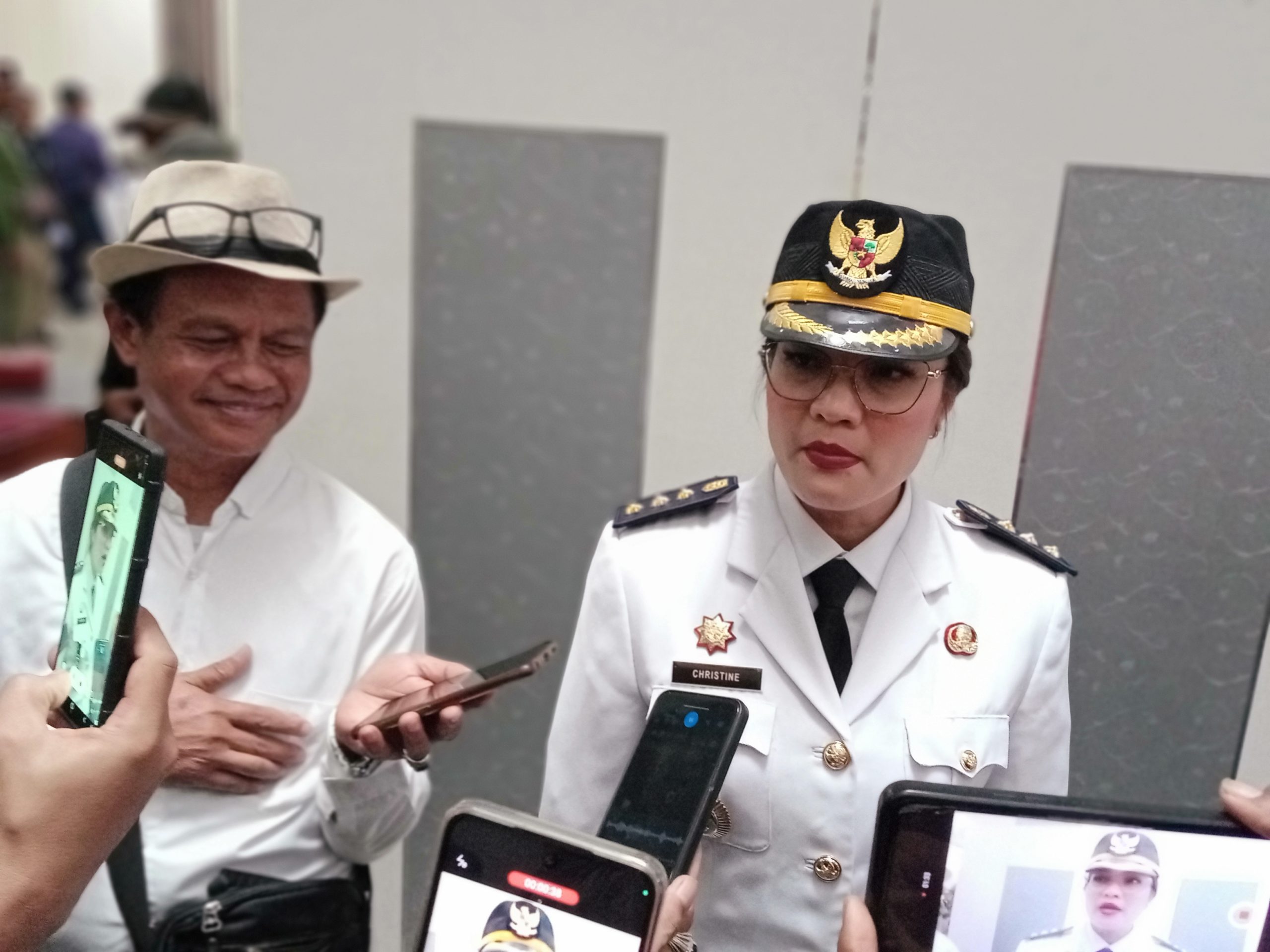 Christine Desima Arthauli, Camat Sukmajaya, kota Depok.