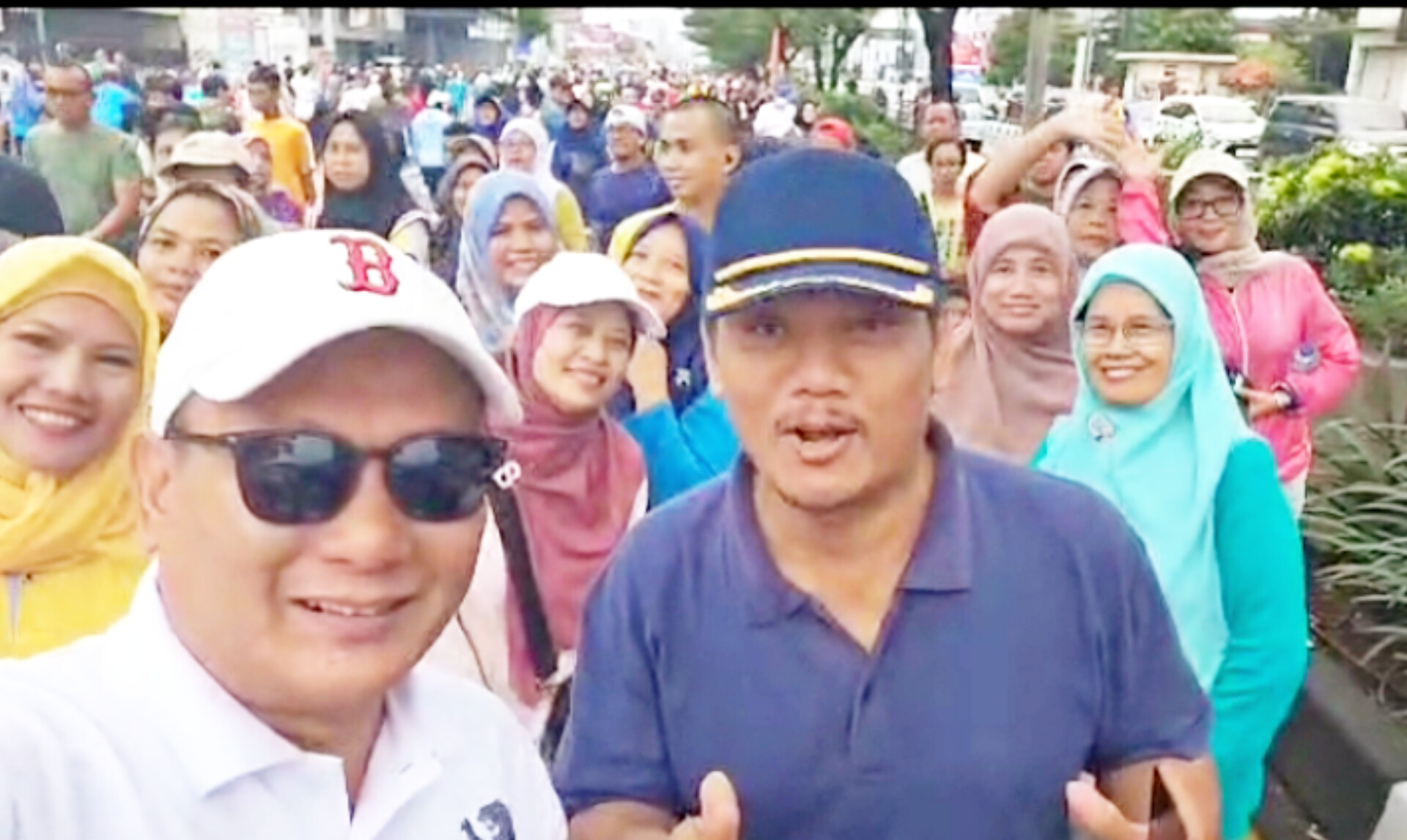 H. Hamzah beserta Jetua DKR, Roy Pangharapan, turut hadir di CFD.