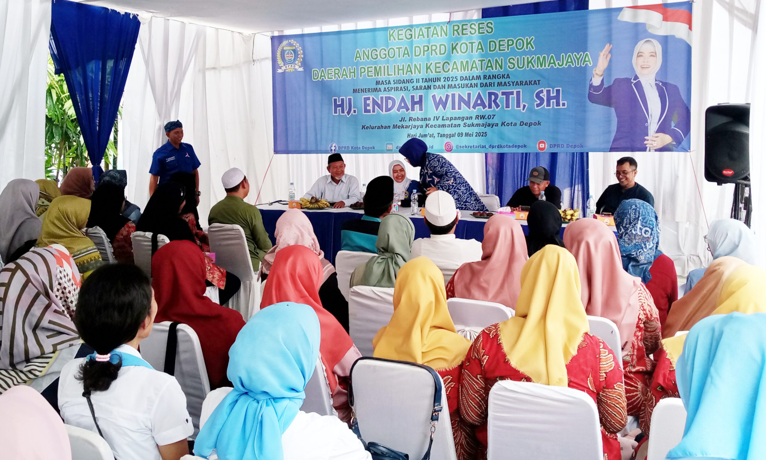 Bunda Endah saat penyampaian di Reses sidang II anggota DPRD Komisi B kota Depok. (dok. Pikiranrakyat.org/Roni)