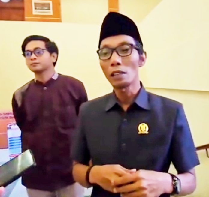 Sekretaris Komisi D DRD kota Depok sekaligus menjabat KetuaFraksi PKB, Siswanto,SH, saat terkonfirmasi usai ikuti forum rapat Paripurna DPRD kota Depok, Jumat, (23/5/2025). (ist)